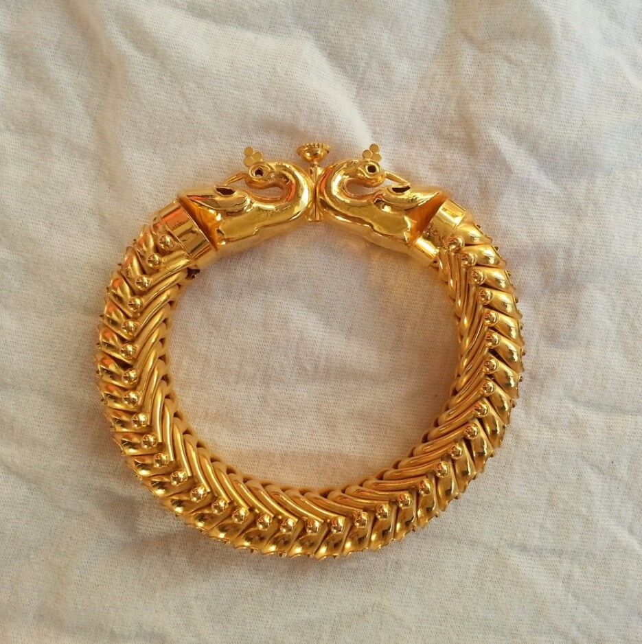 AA Gold - Jewelry Catalogue :: Behance